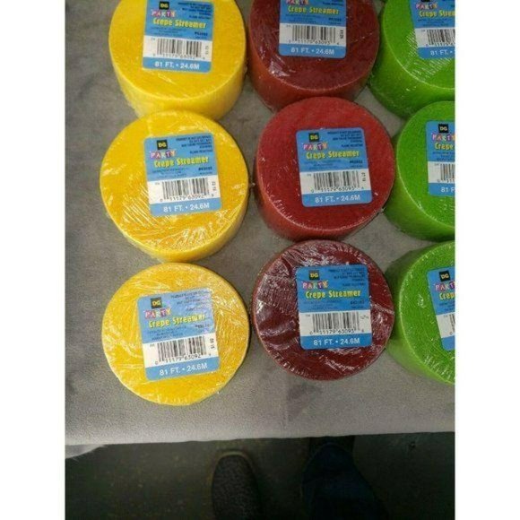 Coceca 16 Rolls Crepe Paper Streamers in 4 Colors - Picture 4 of 9